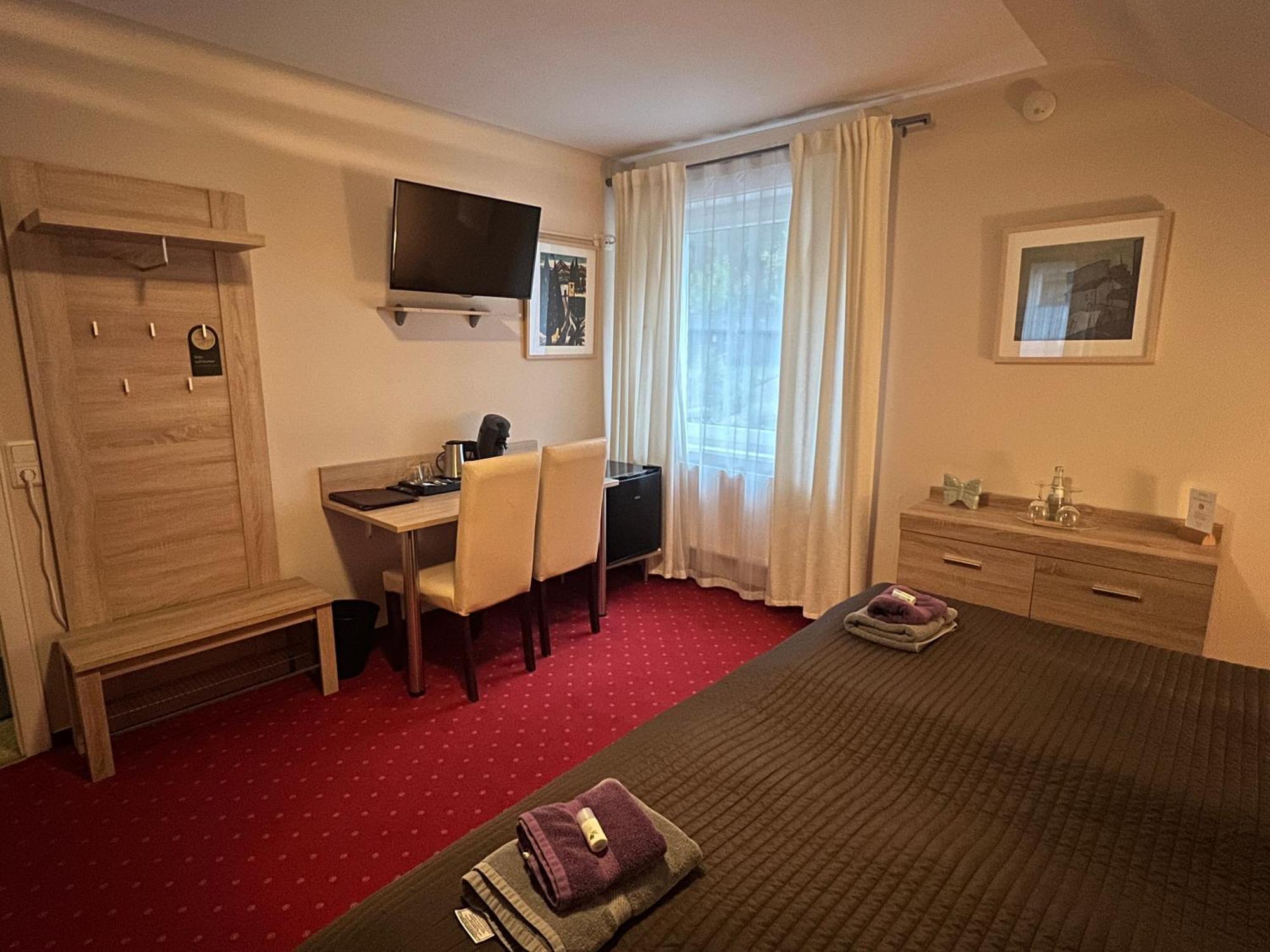 Hotel Sonnenhof Merzig Exterior photo